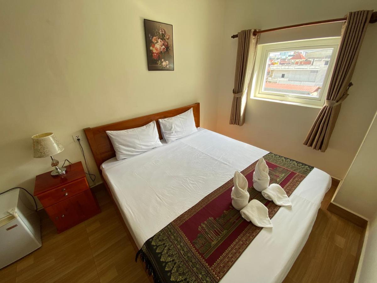 Phnom Penh Le Vincent Hotel Exterior foto