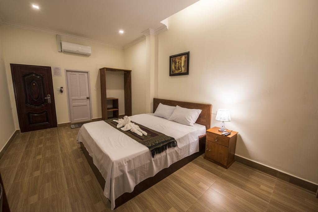 Phnom Penh Le Vincent Hotel Exterior foto